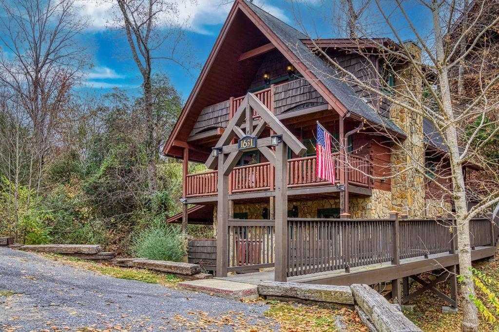 Bridgewood Cabin, Hot Tub, 1089 Of Free Attraction Tickets For Each Paid Day, Dollywood And More! Pigeon Forge Eksteriør billede