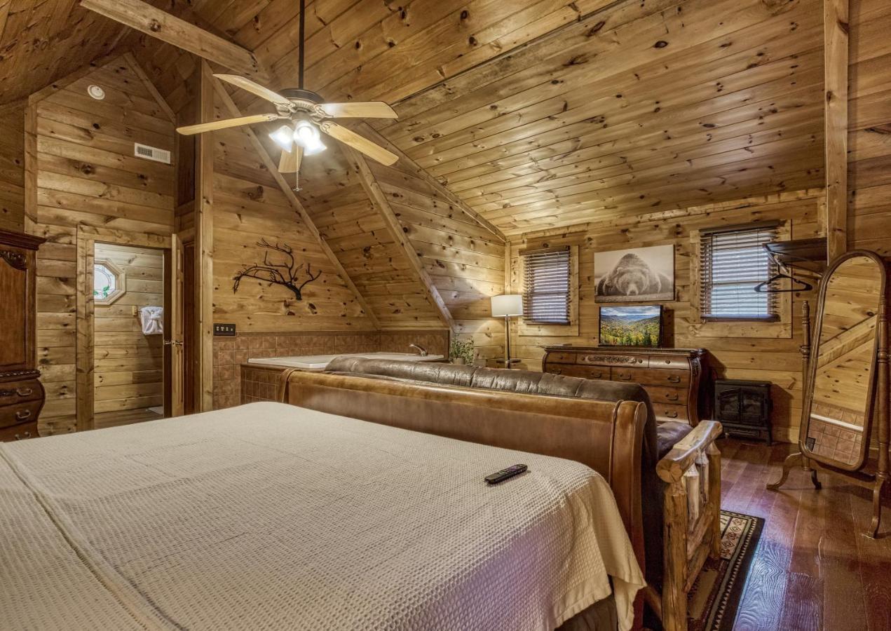 Bridgewood Cabin, Hot Tub, 1089 Of Free Attraction Tickets For Each Paid Day, Dollywood And More! Pigeon Forge Eksteriør billede