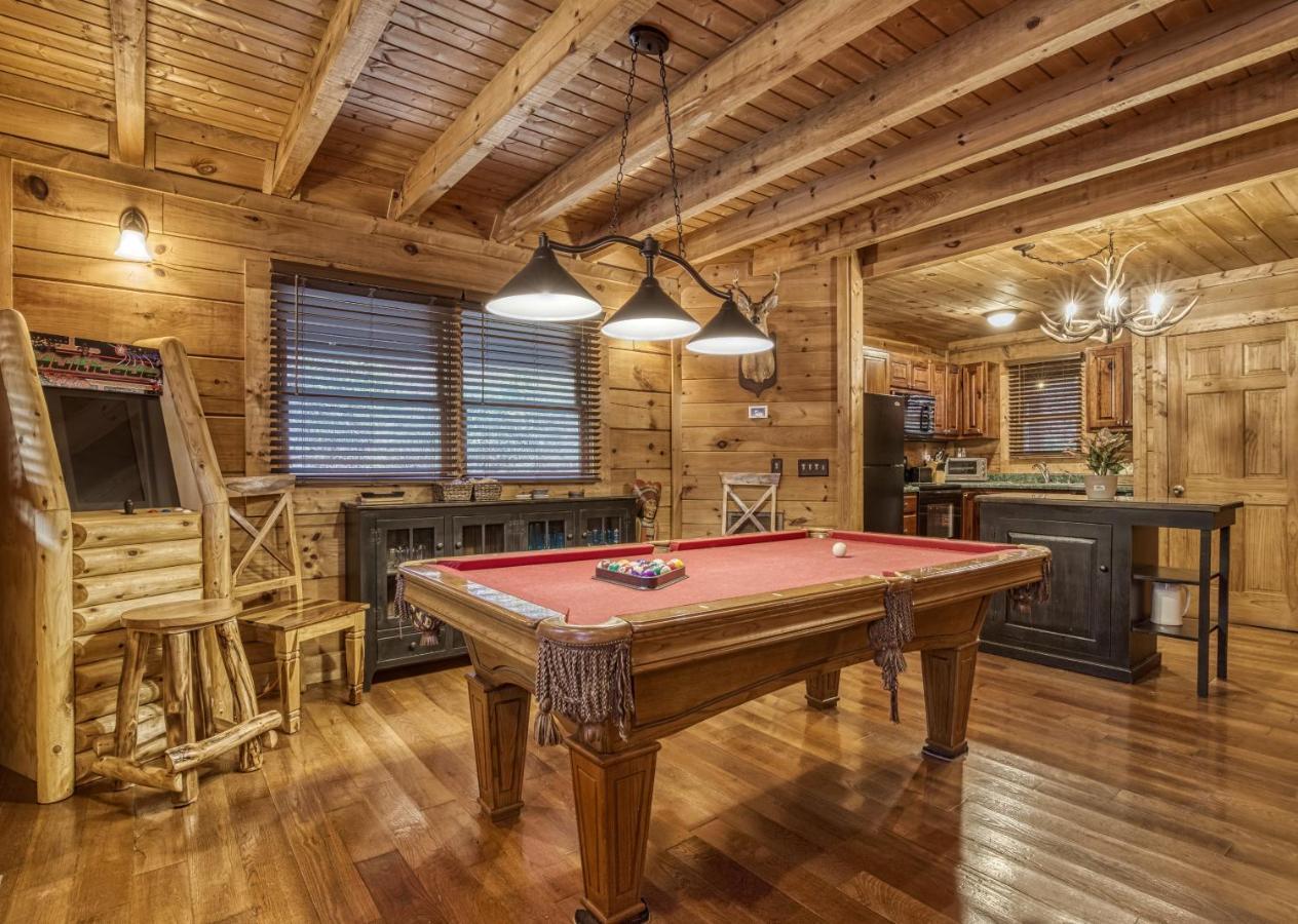 Bridgewood Cabin, Hot Tub, 1089 Of Free Attraction Tickets For Each Paid Day, Dollywood And More! Pigeon Forge Eksteriør billede