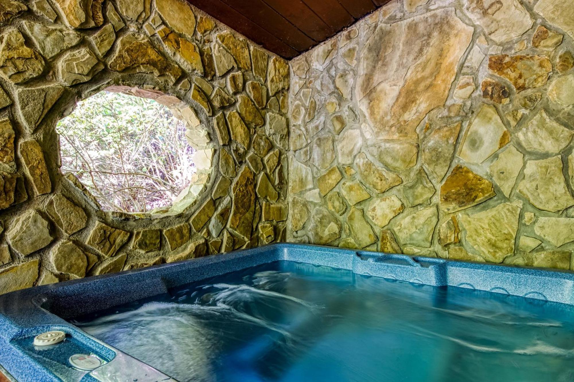 Bridgewood Cabin, Hot Tub, 1089 Of Free Attraction Tickets For Each Paid Day, Dollywood And More! Pigeon Forge Eksteriør billede