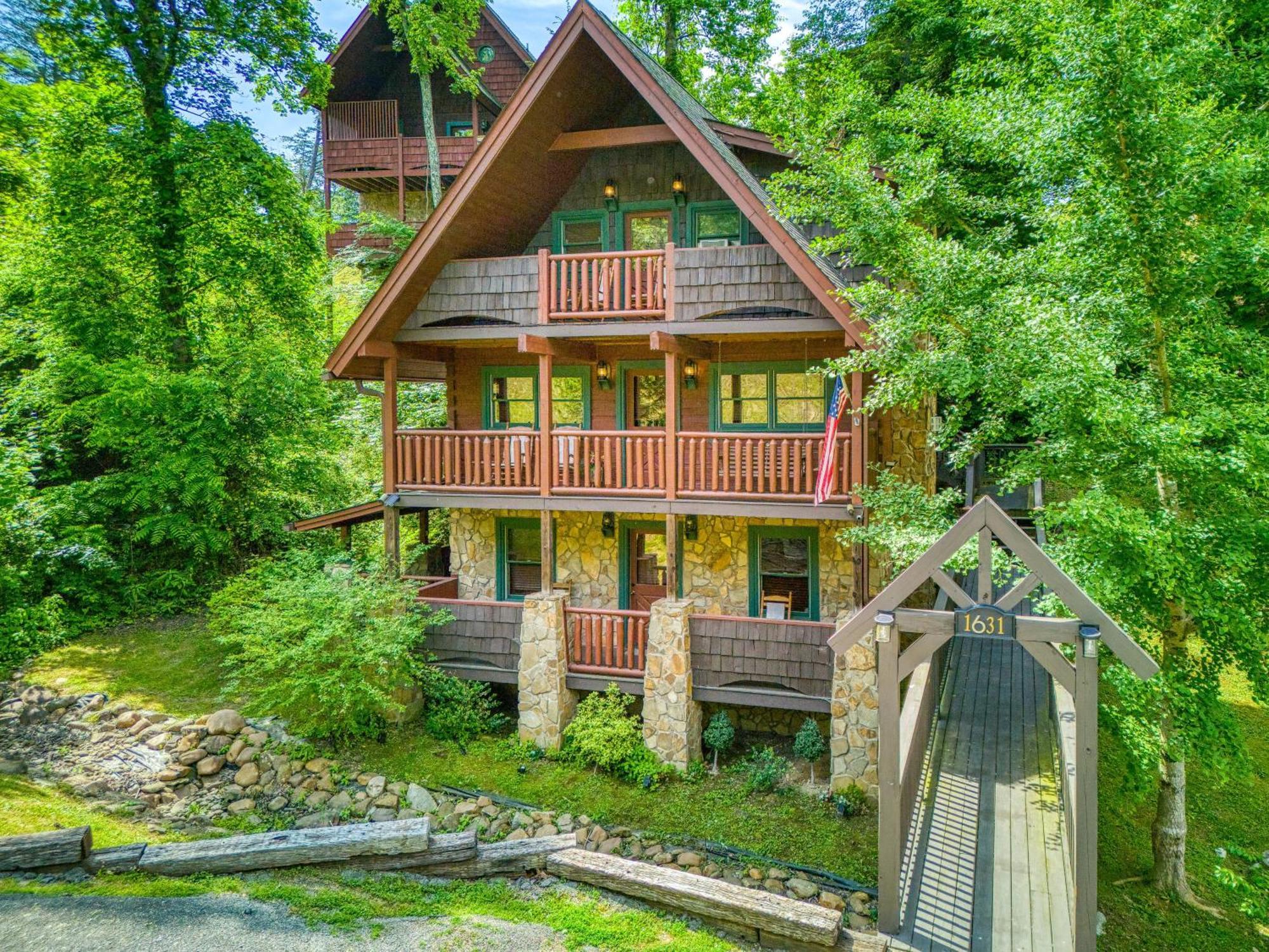 Bridgewood Cabin, Hot Tub, 1089 Of Free Attraction Tickets For Each Paid Day, Dollywood And More! Pigeon Forge Eksteriør billede